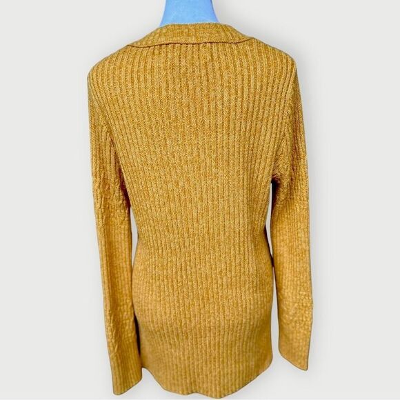 Universal Thread Long Sleeve Mustard Yellow V-Neck Knit Pullover Sweater. XS. - Picture 2 of 6